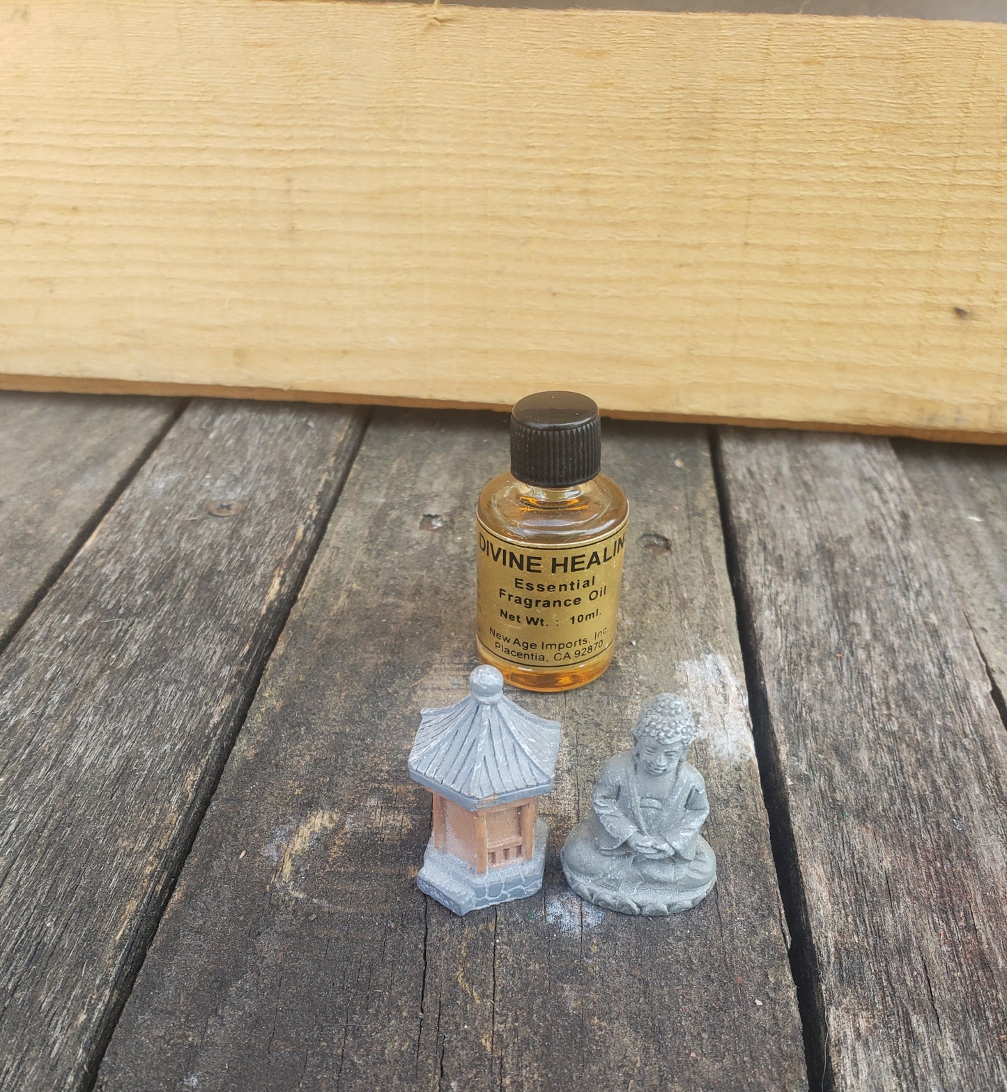 Essential oil image 2