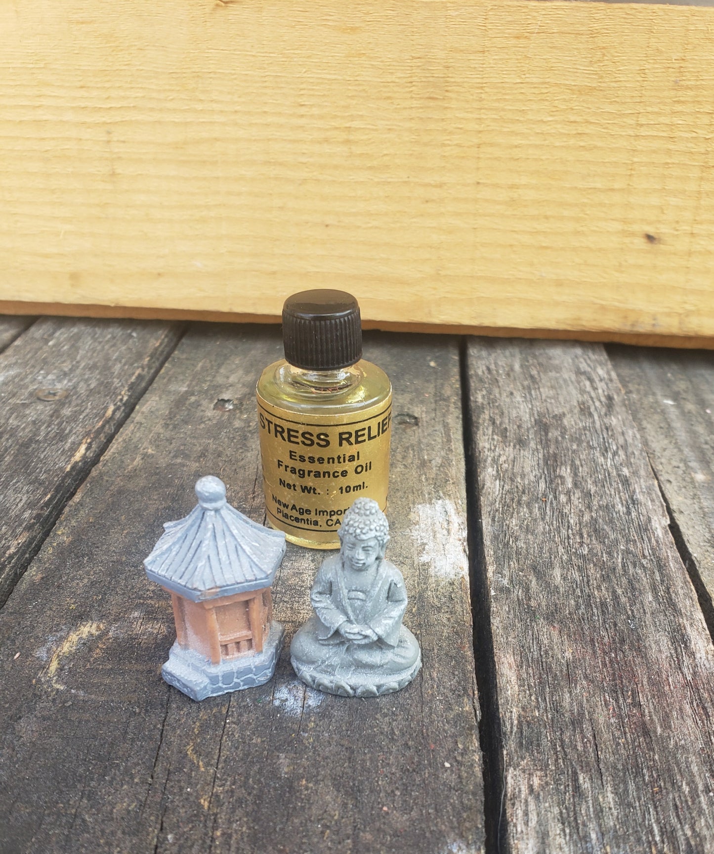 Essential oil image 4