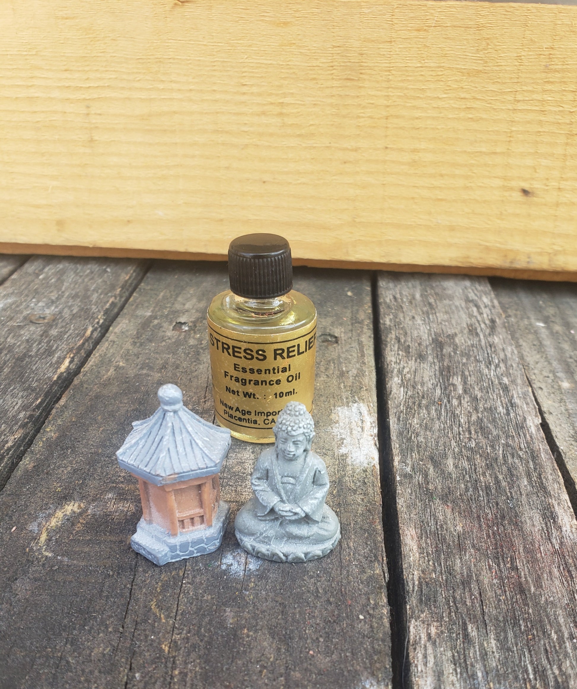 Essential oil image 4