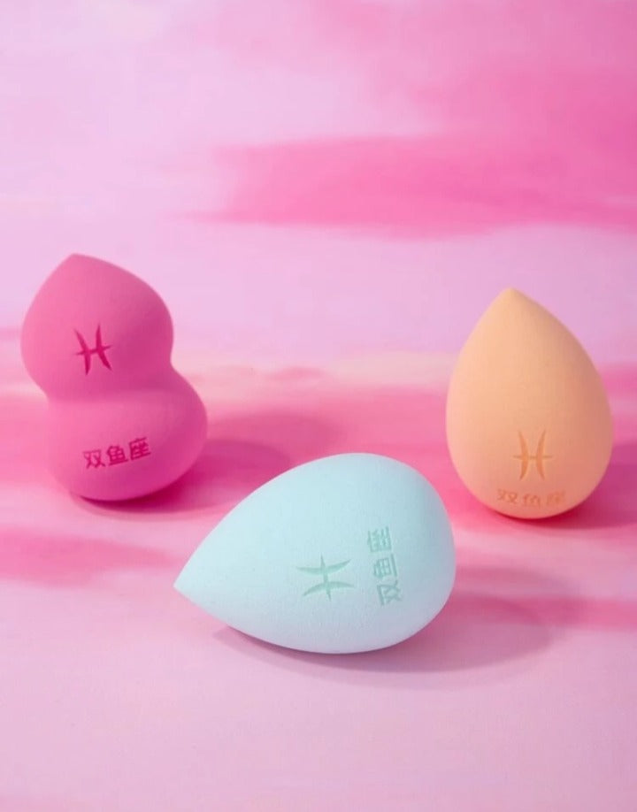 Zodiac Makeup Sponge 3pk Random image 4