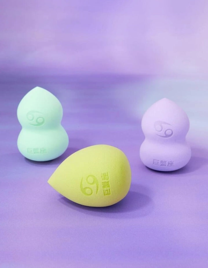 Zodiac Makeup Sponge 3pk Random image 7