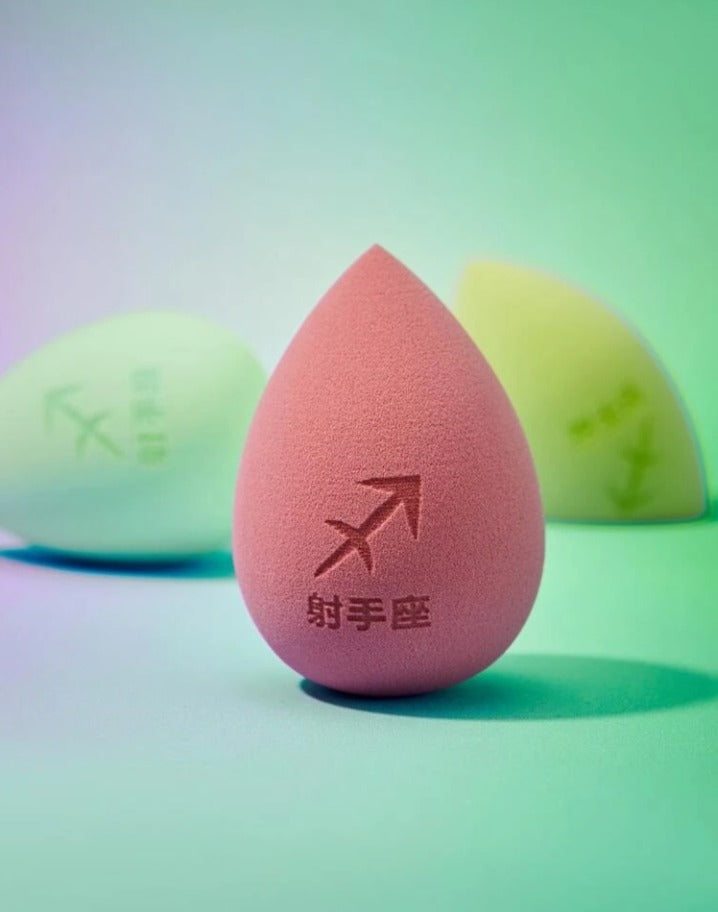 Zodiac Makeup Sponge 3pk Random image 2